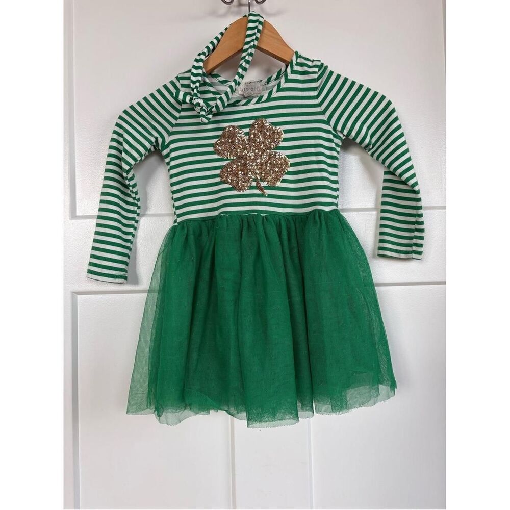 Btween Green and White Shift-dresses